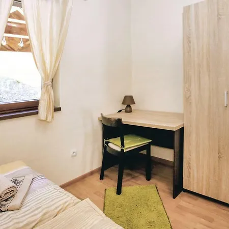 Lejlighed Three-bedroom In